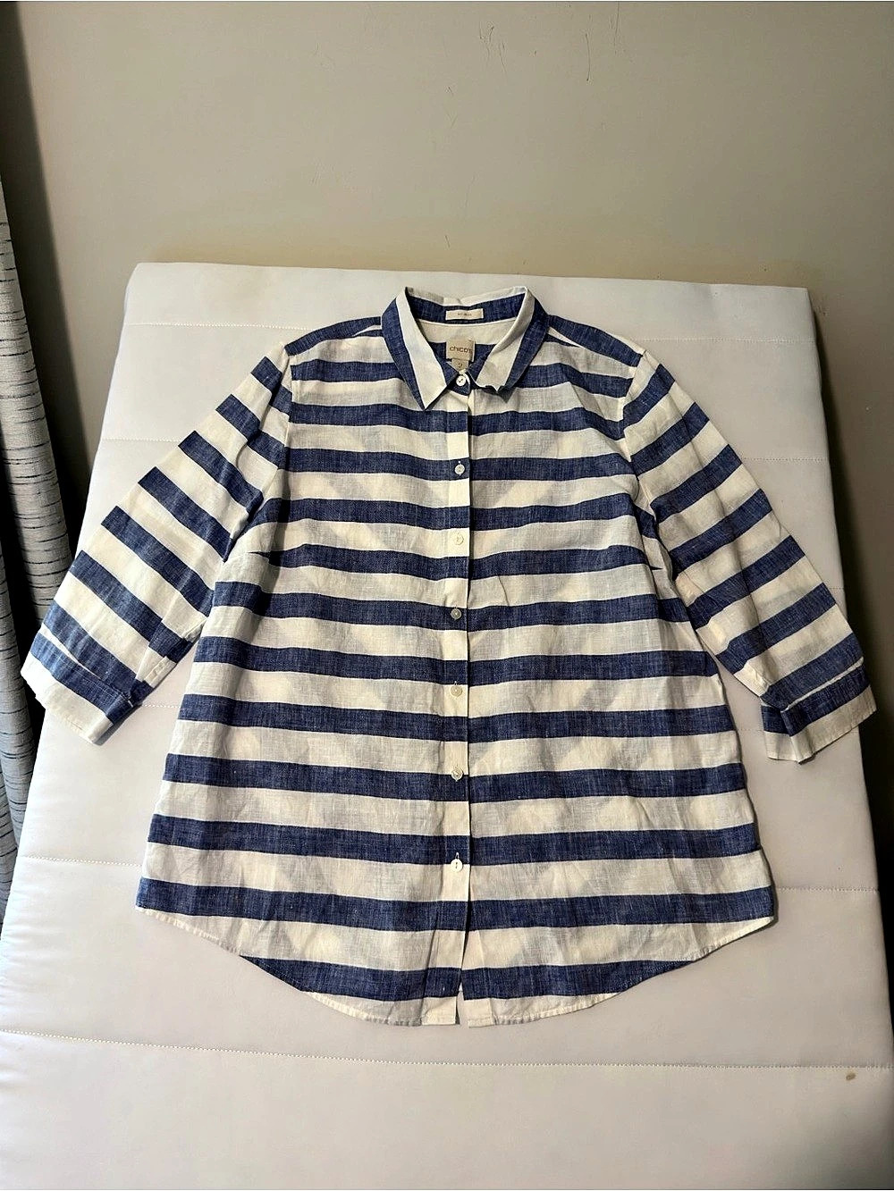 NWOT Chico’s No Iron 100% Linen Striped Shirt Blue & White Office Size 2